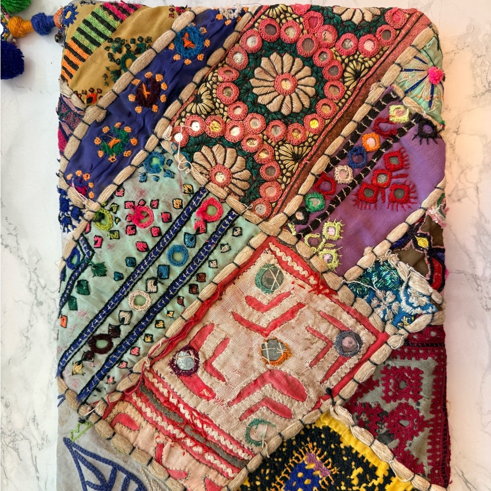 Boho Vintage Embroidered Multicolor Envelope Clutch - Picture 4 of 4